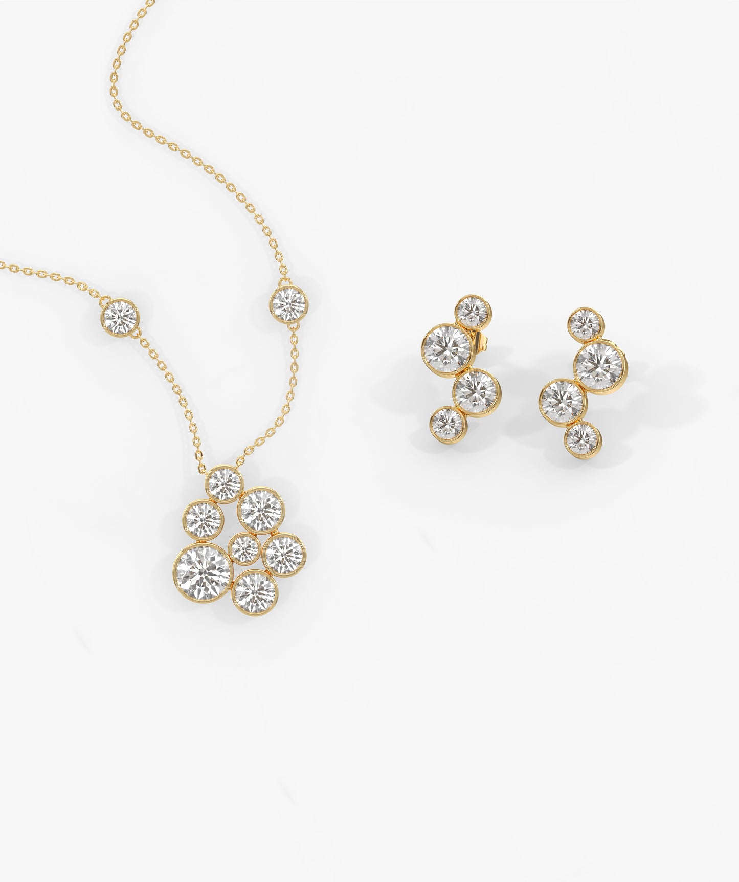 Minimalist 14K Gold Cluster Diamond Set