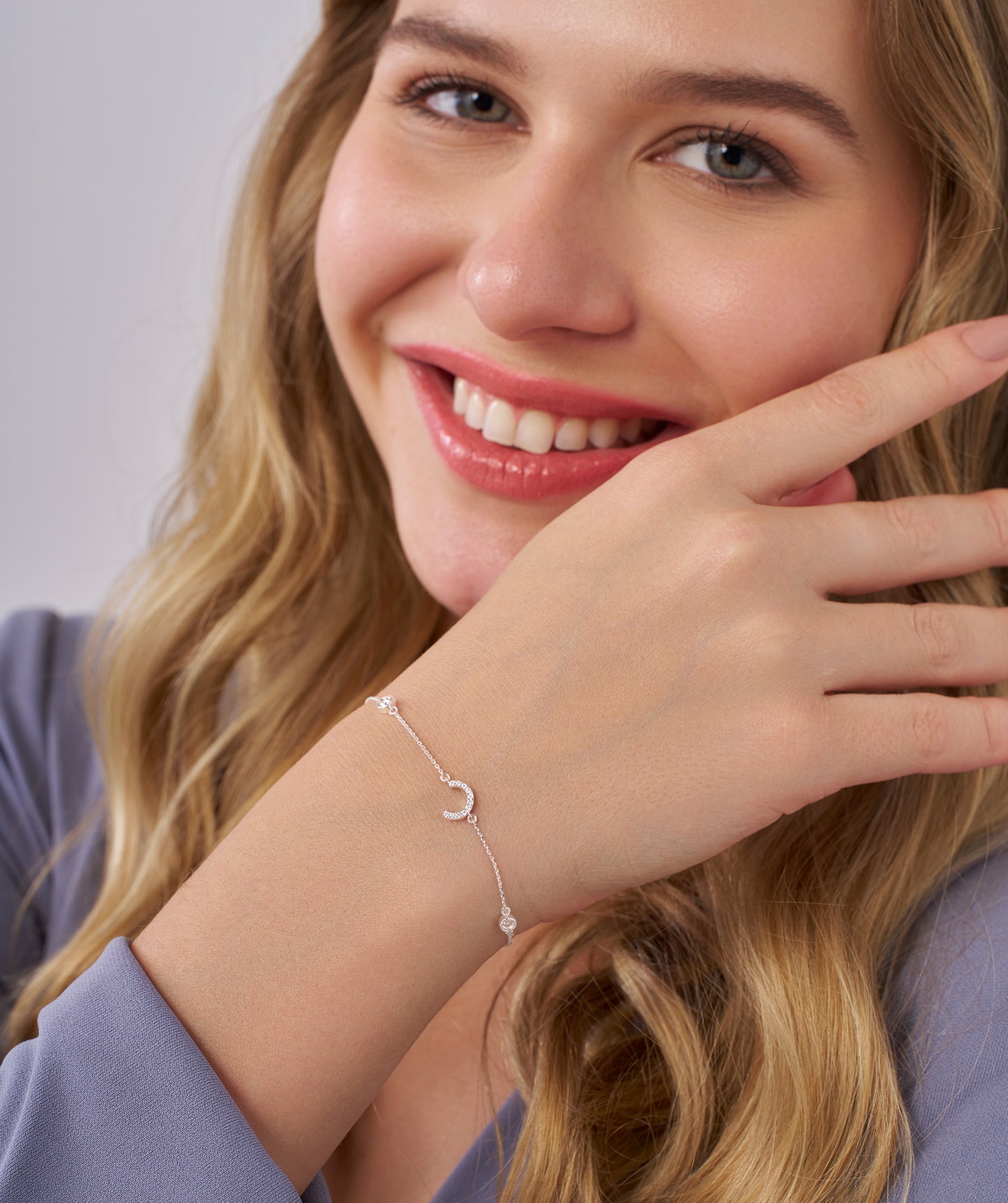 14K Gold Initial 'C' Diamond Bracelet