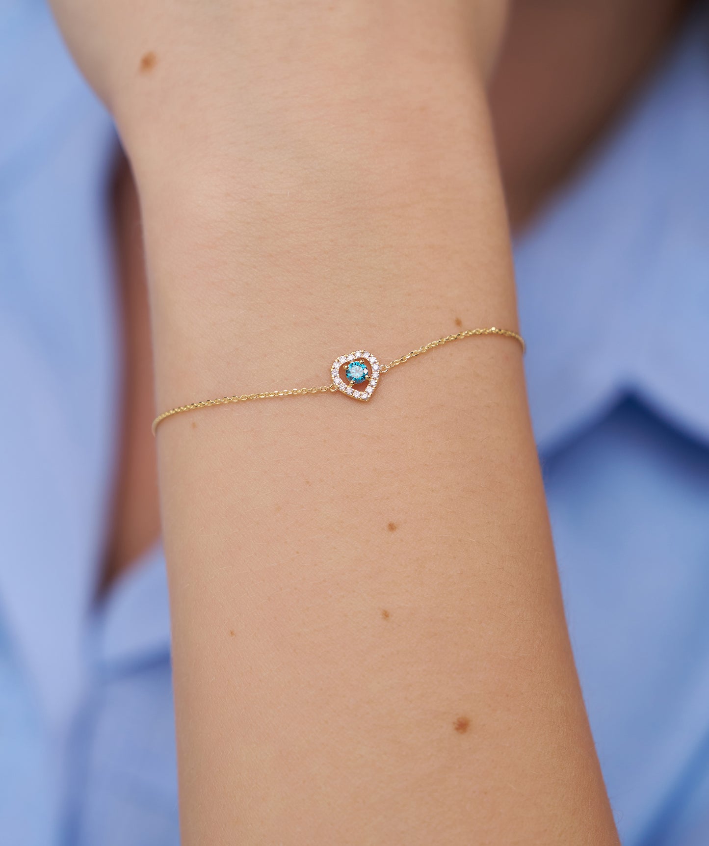 Blue Diamond Heart Gold Bracelet
