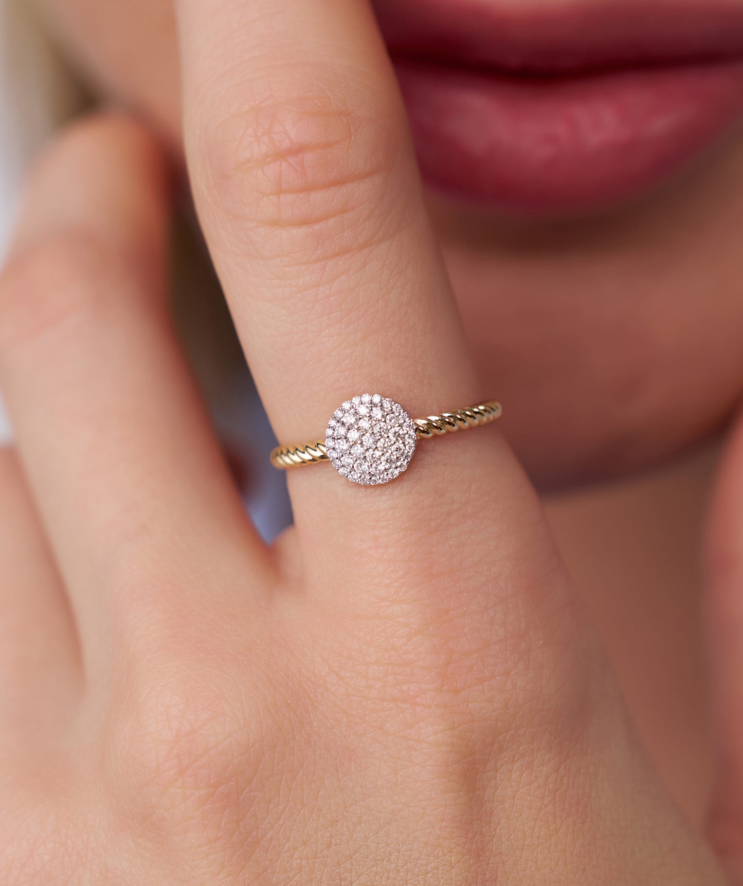 14K Gold Pavé Disc Ring