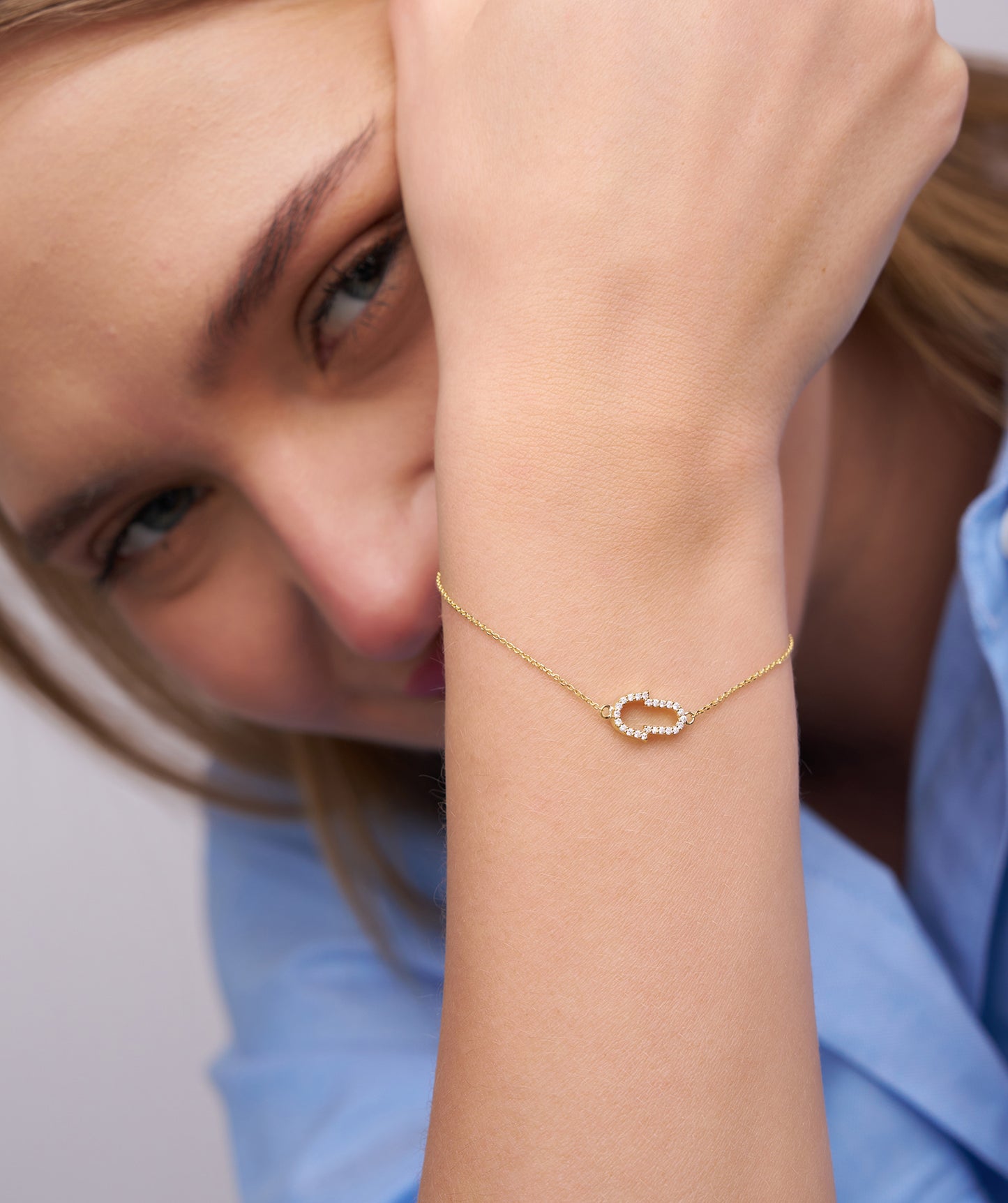 Dainty Horseshoe Gold Bracelet
