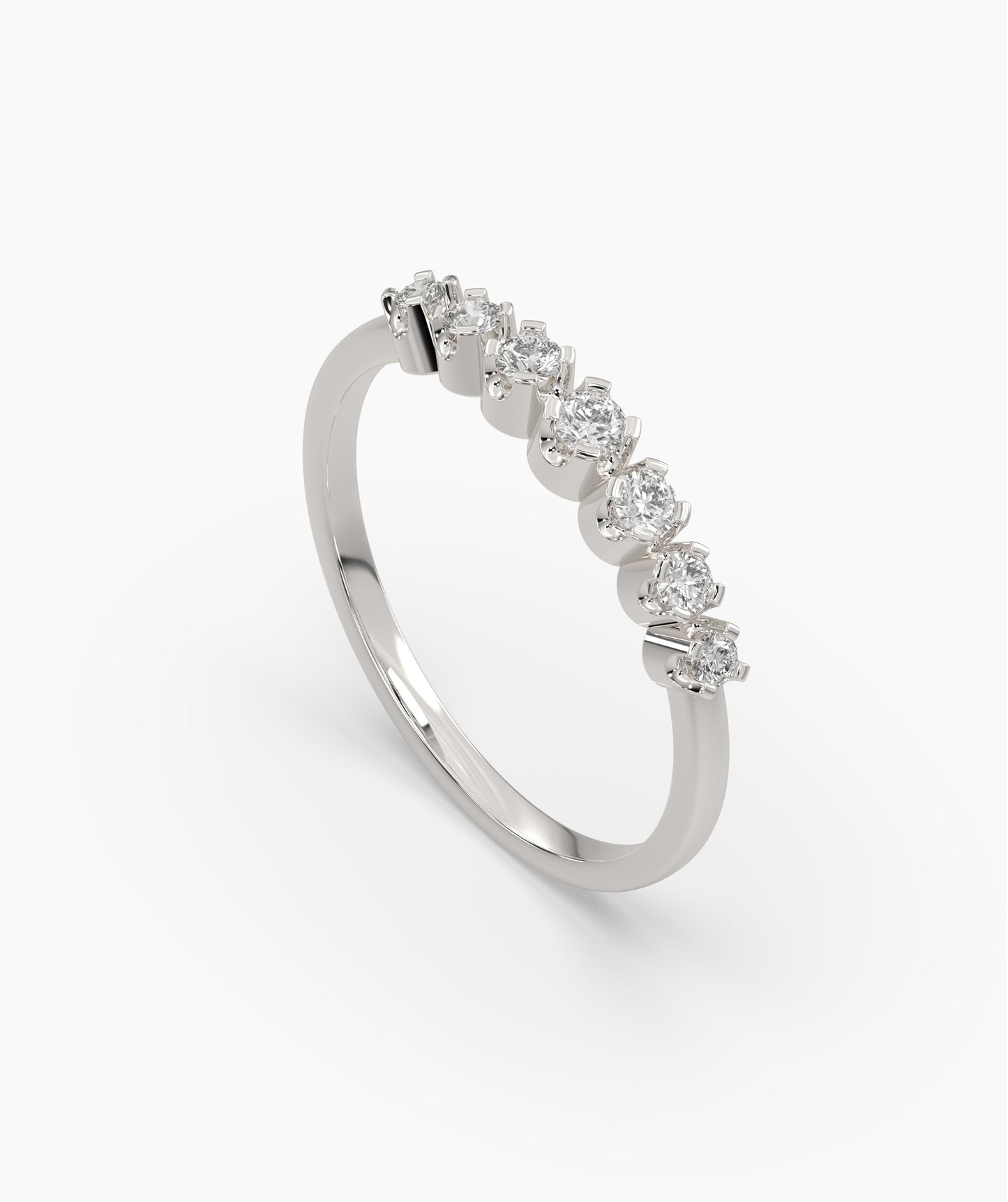 Tapered Round Diamond Band