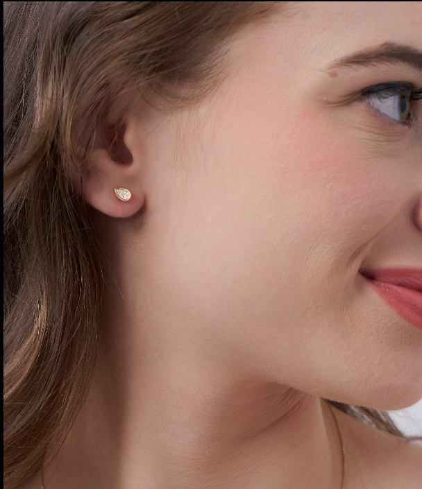 14K Gold Teardrop Brilliance Studs
