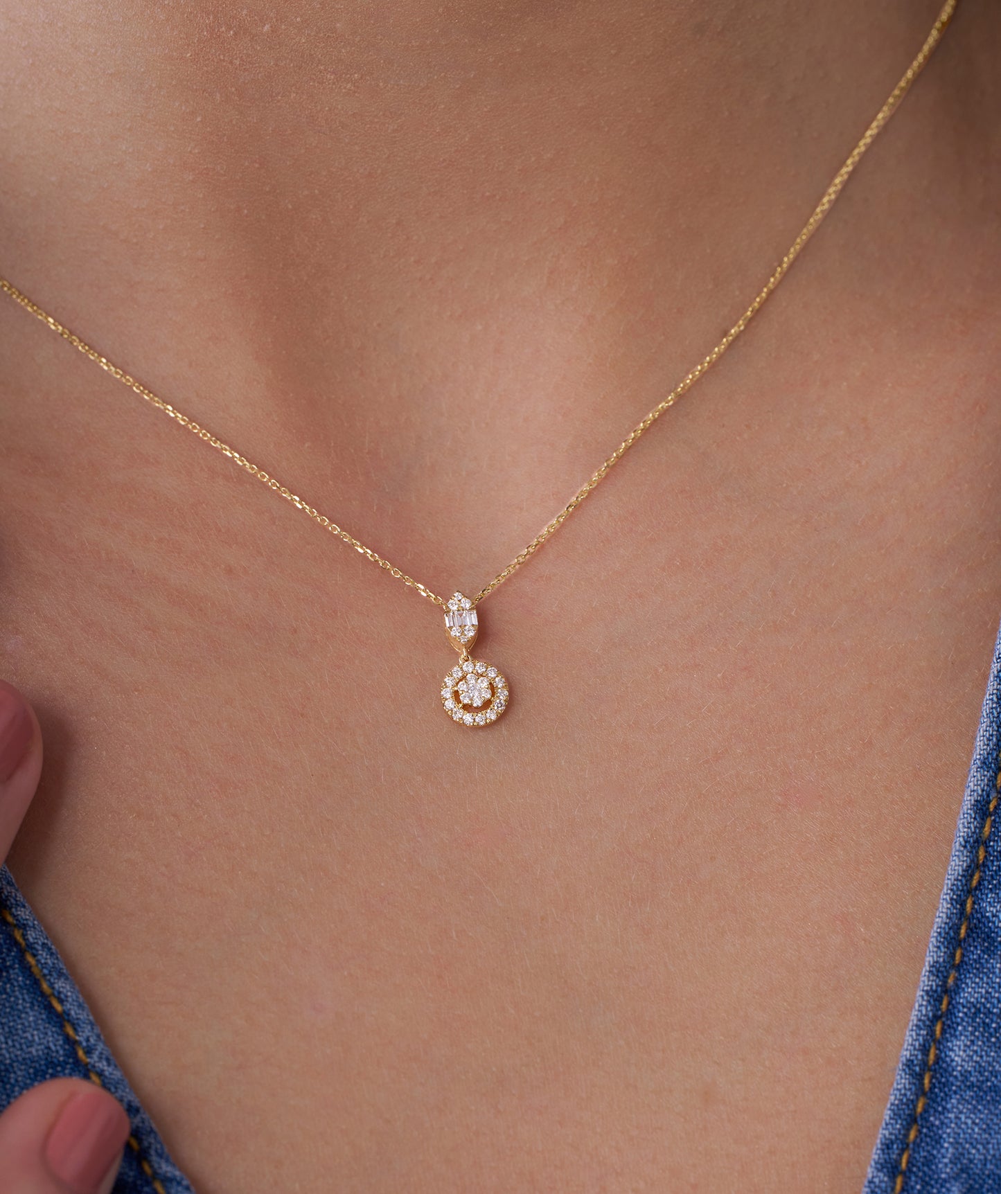 Modern Elegance Diamond Pendant