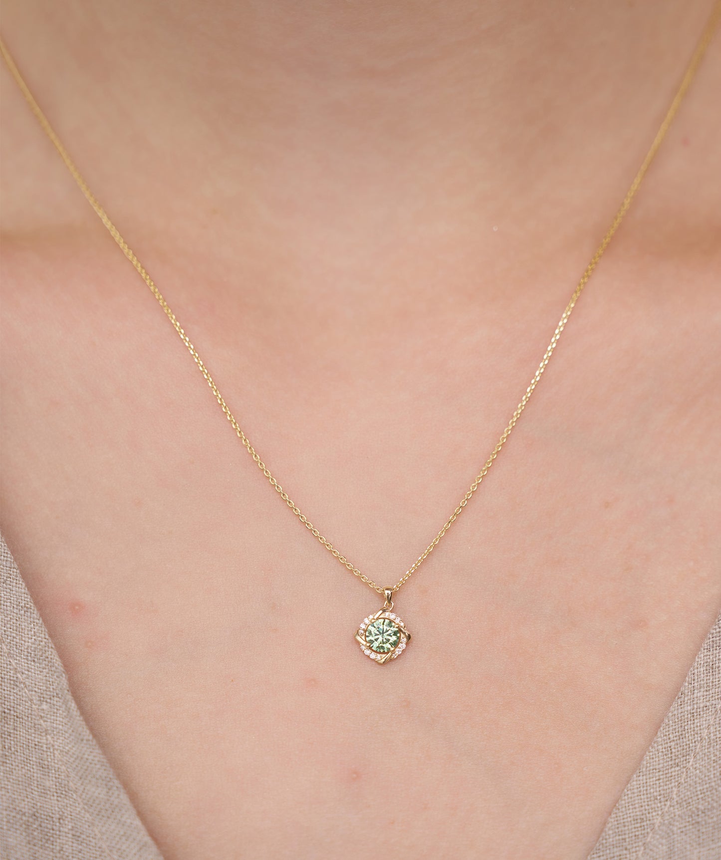 14K Gold Round Green Stone Pendant
