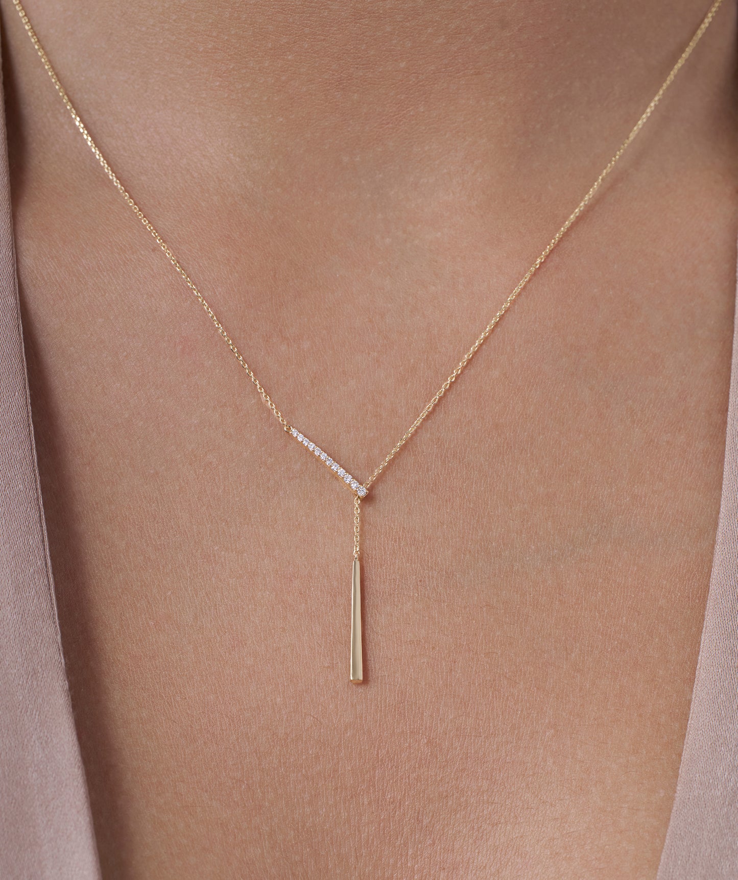 Linear Elegance 14K Gold Necklace