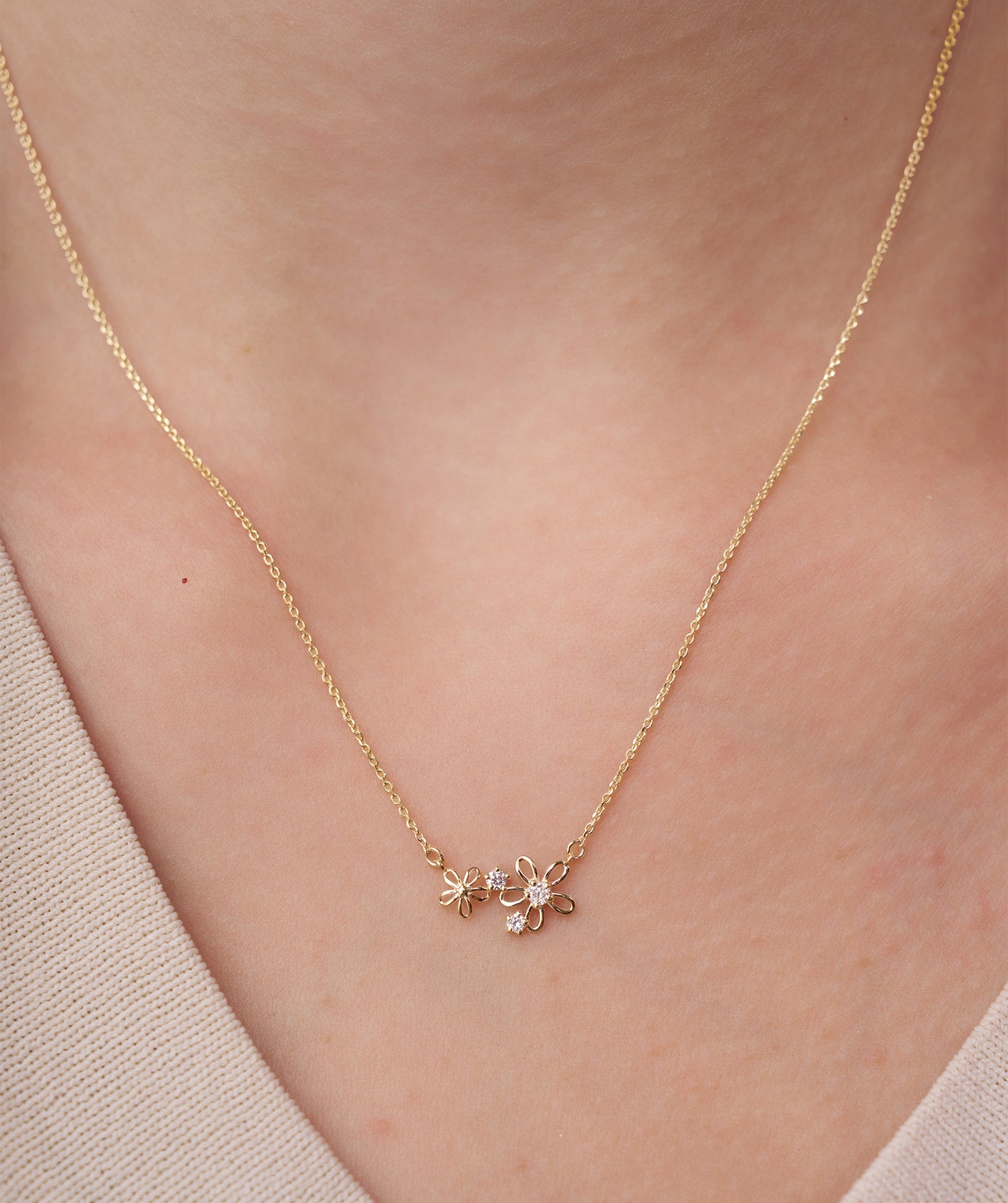 14K Gold Diamond Flower Pendant