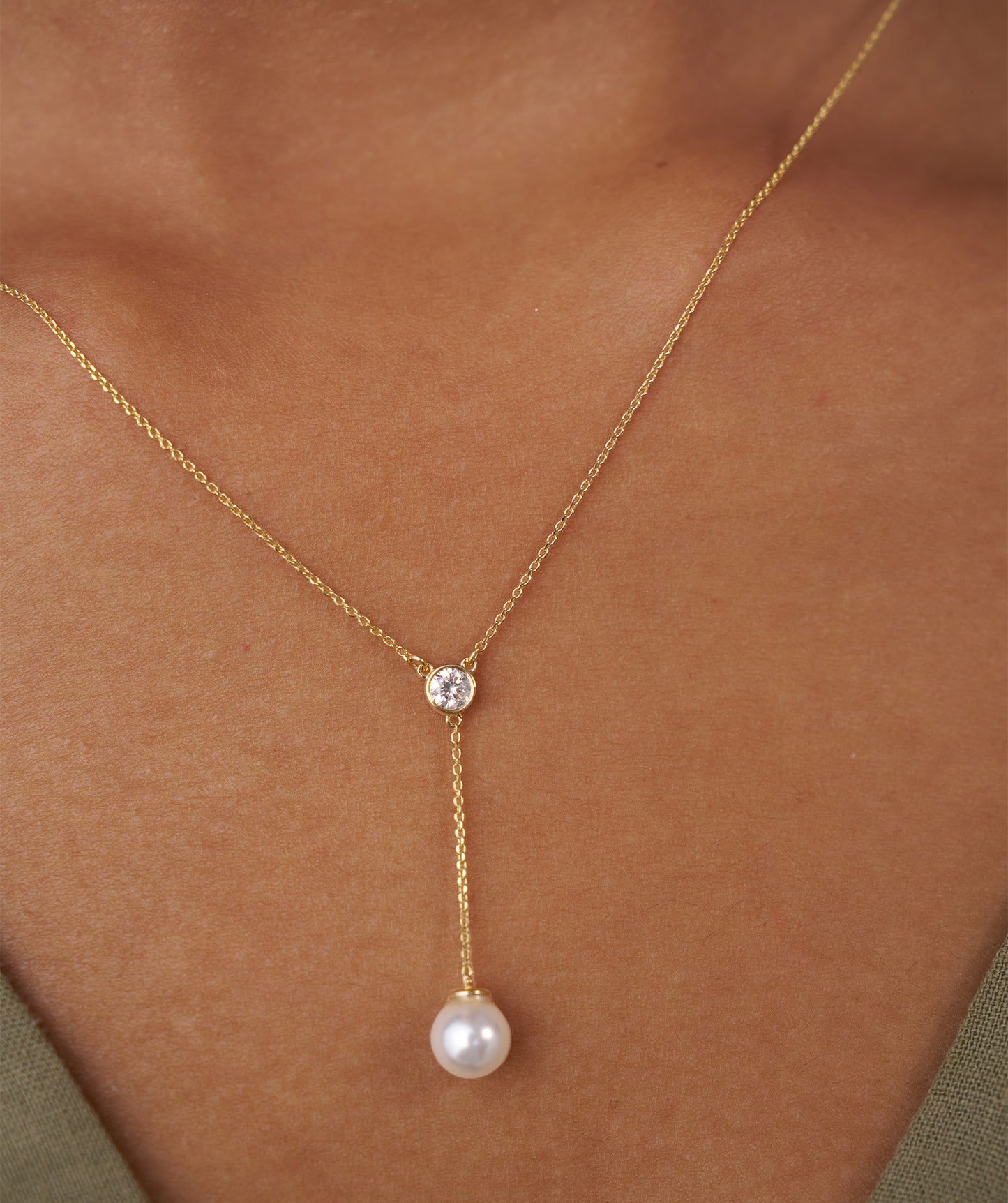 Diamond & Pearl Y Drop Necklace