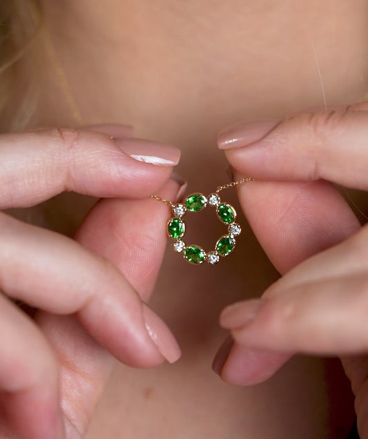 Circle Design 14K Gold Necklace