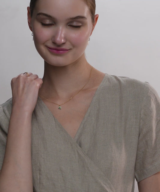 14K Gold Round Green Stone Pendant