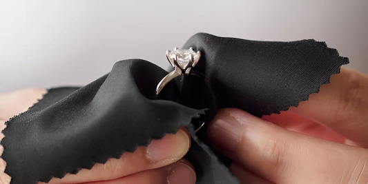 how to clean diamond jewelry