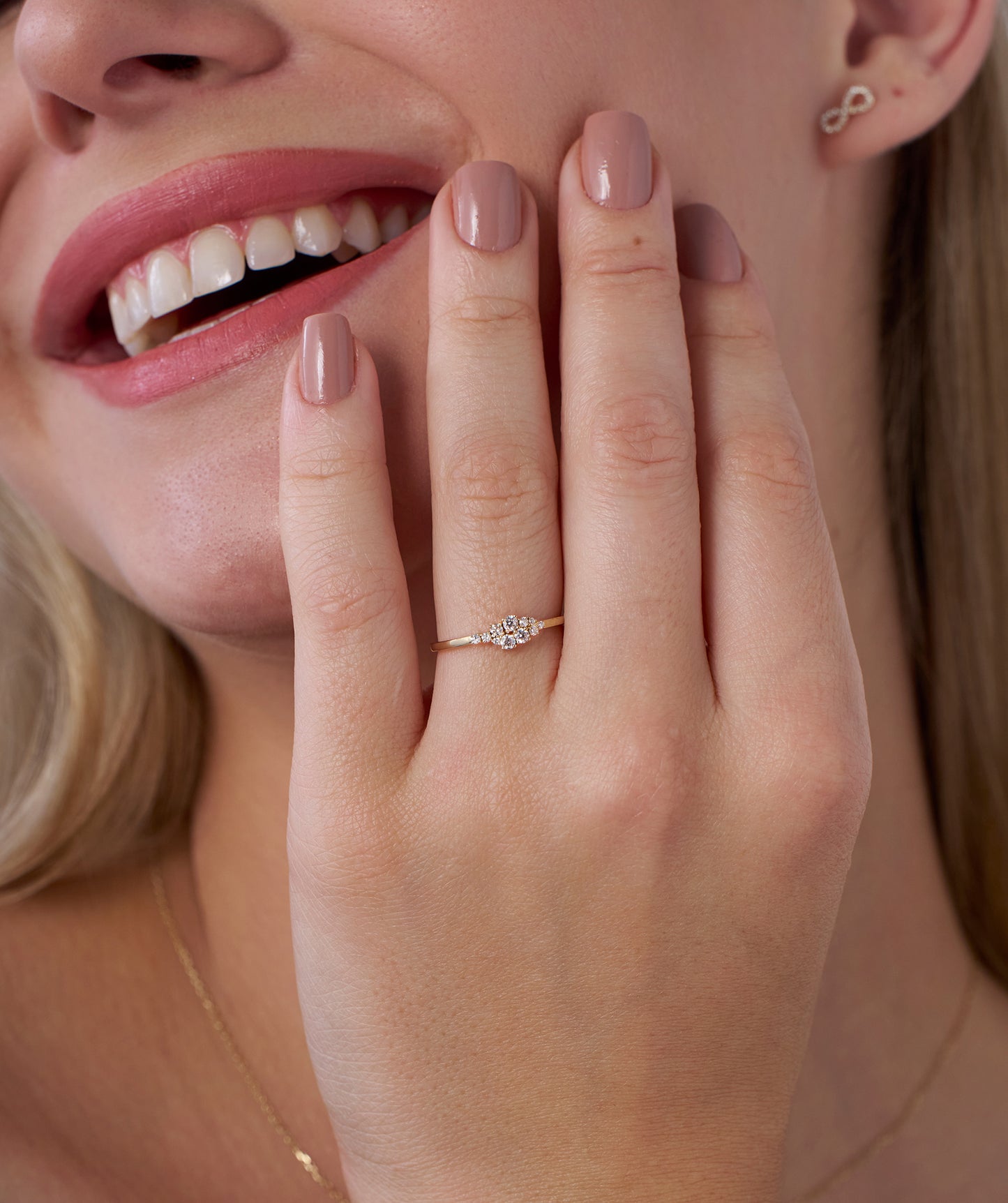 Cluster Diamond Tapered Ring