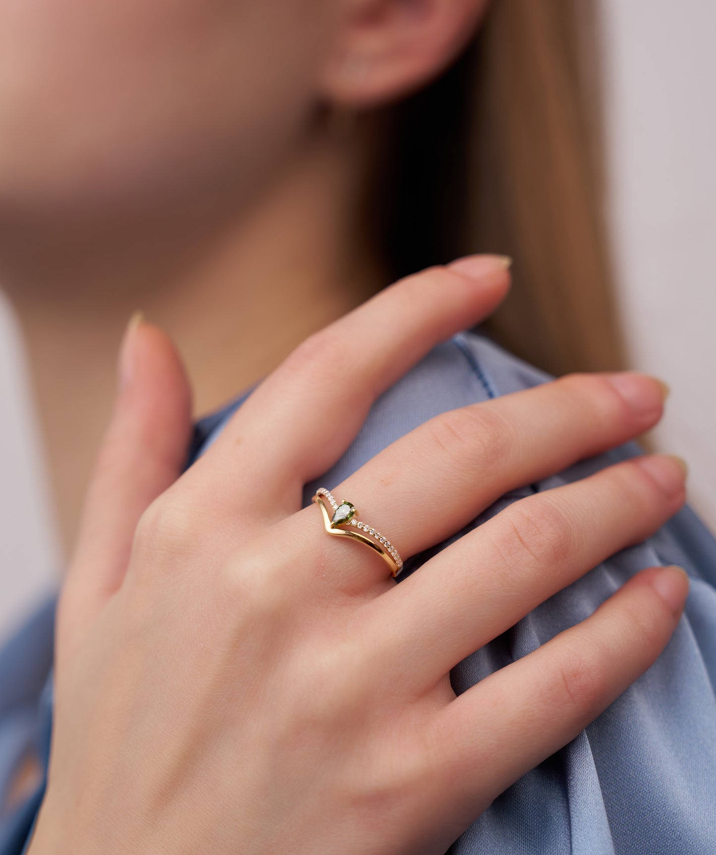 14K Gold Green Diamond Ring