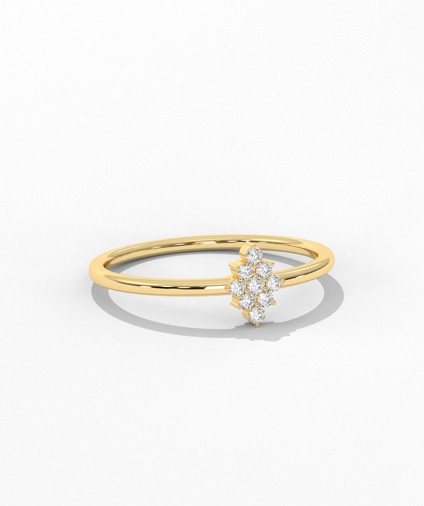 Gold Ring with Diamond Cluster