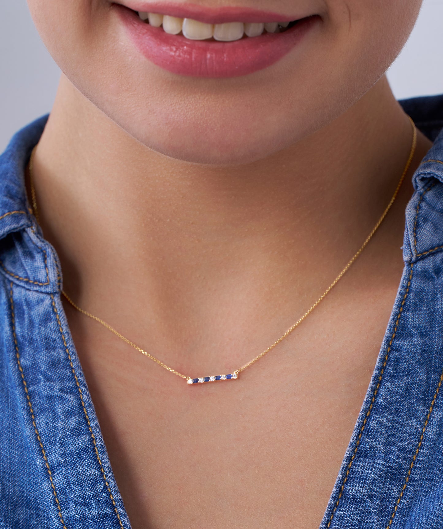 Fancy Bar Style Gold Necklace