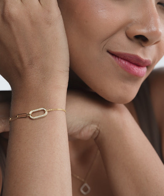 Gold Paperclip Chain Bracelet