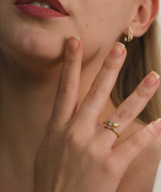Trio Gem Swirl Design Ring