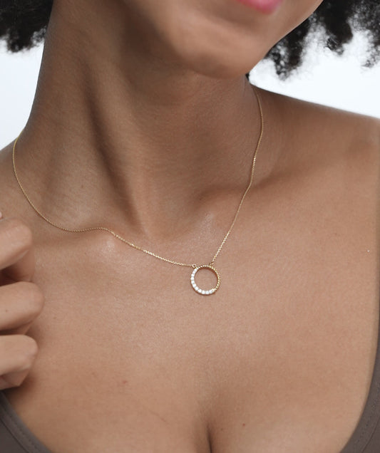 14K Gold & Diamond Circle Pendant