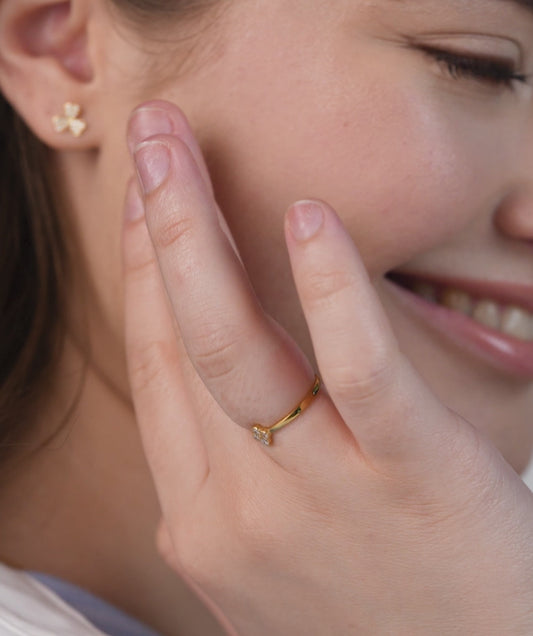 Floral Diamond Ring