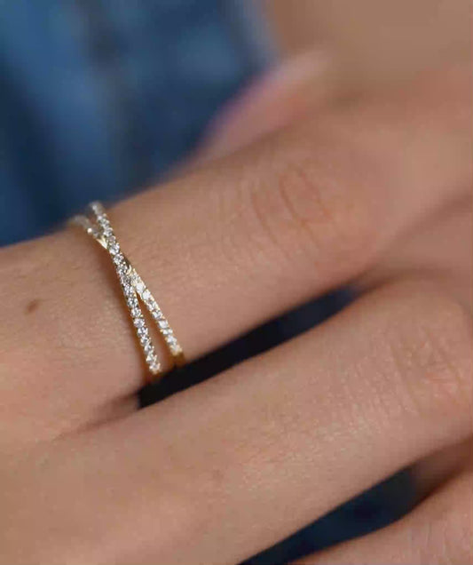 Modern Crisscross Jewelry Set