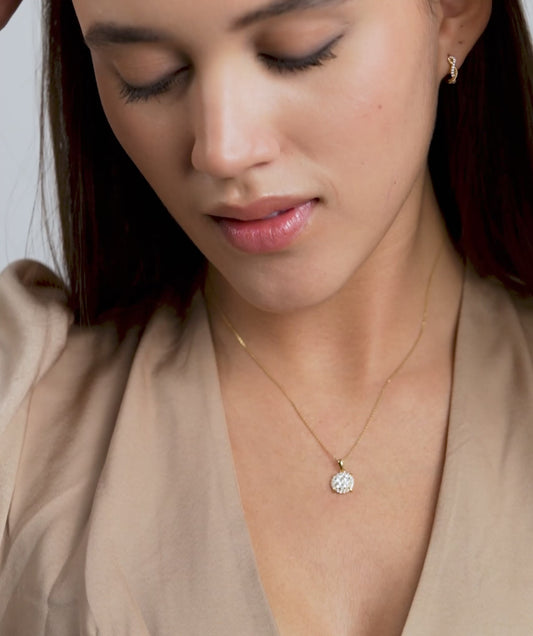 Gleaming Diamond Halo Necklace