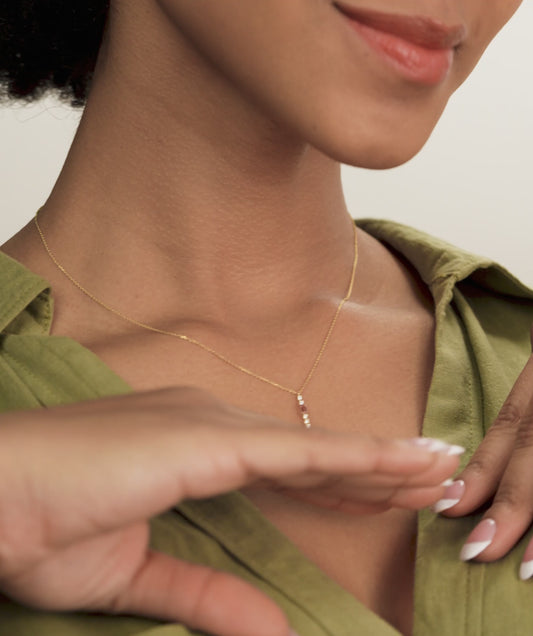 Minimalist Vertical Drop Necklace