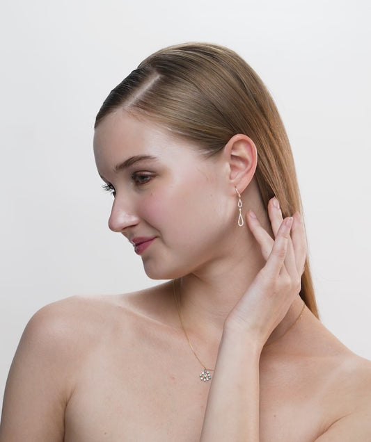 Elegant Drop Earrings in 14K Gold
