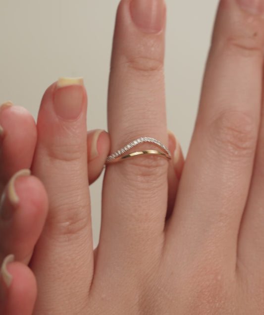 Wave of Light Diamond Band