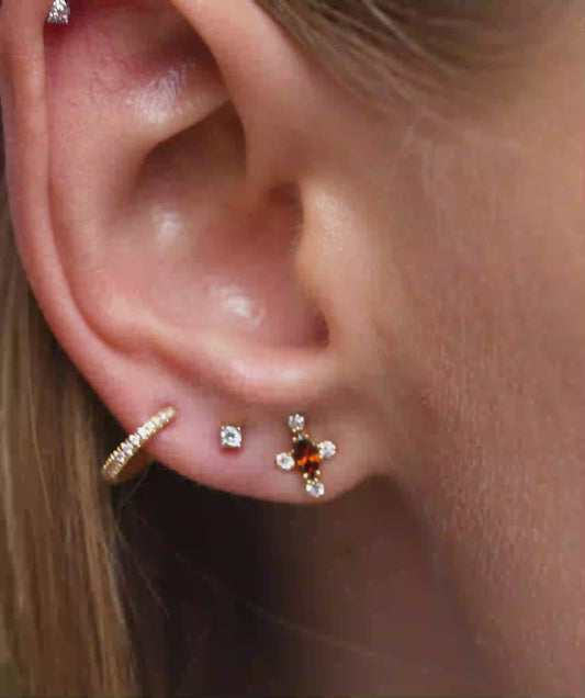 14k Gold Red Gemstone Diamond Set